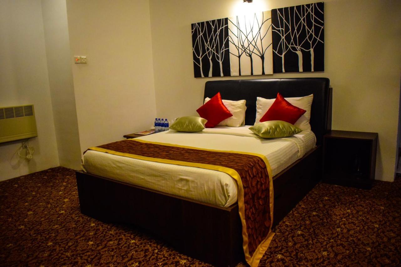 La Cottage Boutique Hotel & Restaurant Nuwara Eliya Buitenkant foto