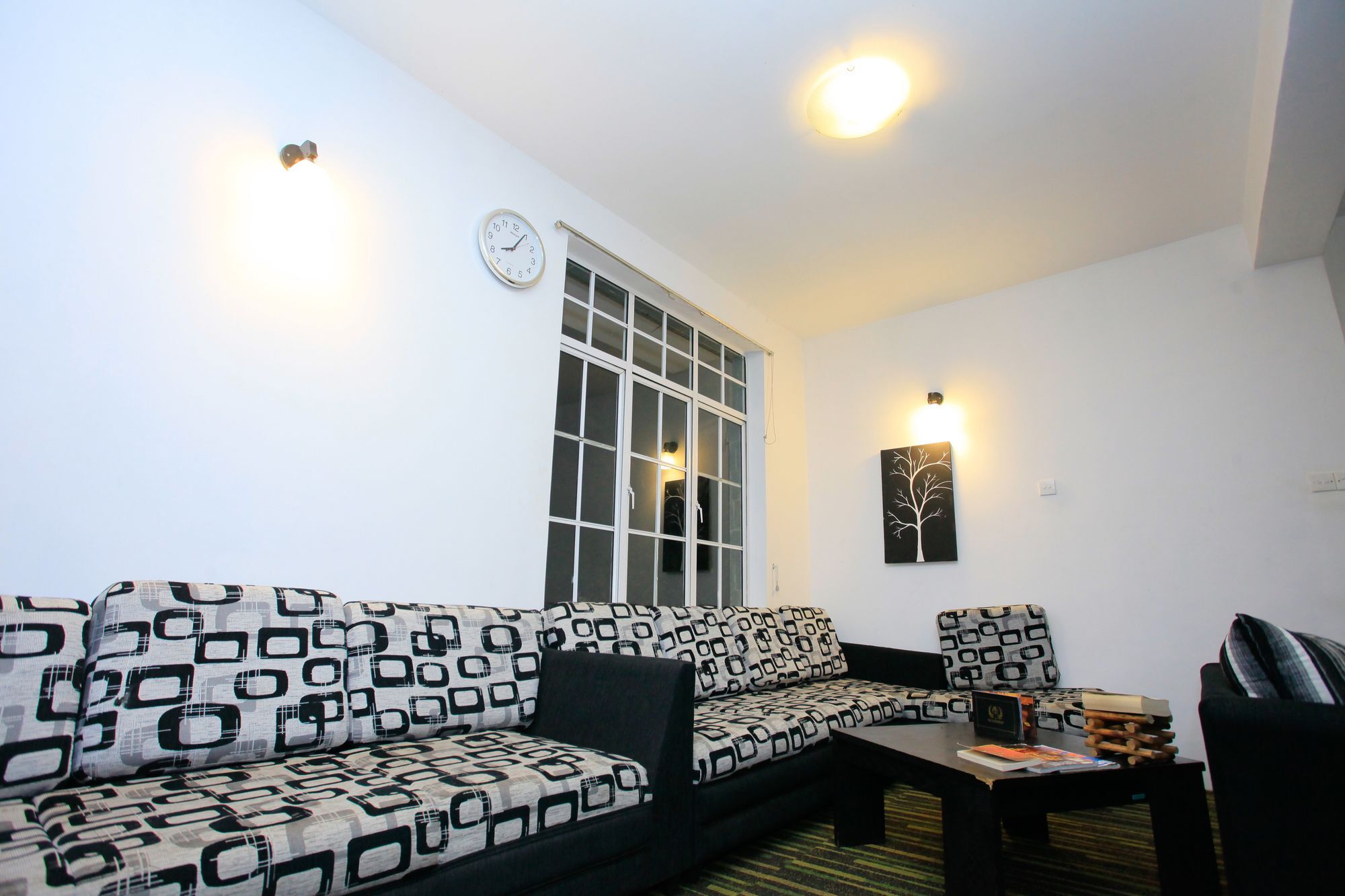 La Cottage Boutique Hotel & Restaurant Nuwara Eliya Buitenkant foto