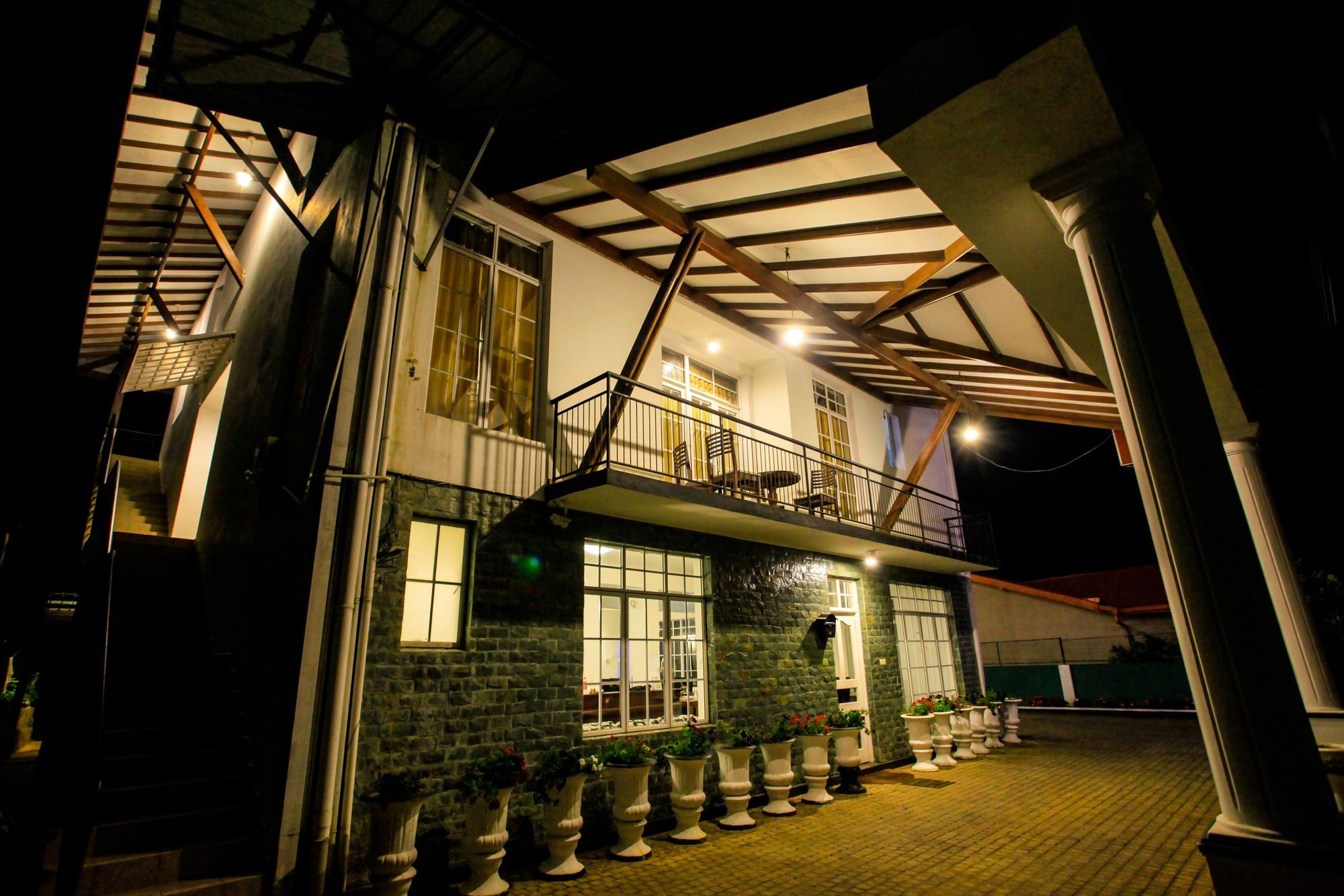 La Cottage Boutique Hotel & Restaurant Nuwara Eliya Buitenkant foto