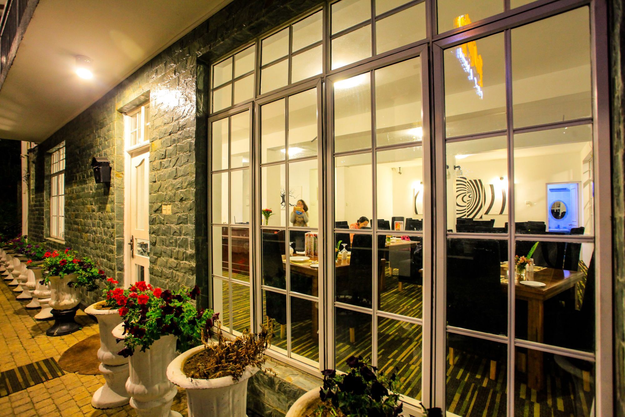 La Cottage Boutique Hotel & Restaurant Nuwara Eliya Buitenkant foto